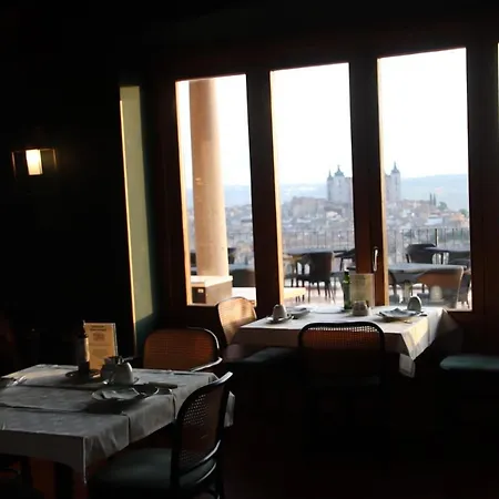 Hotel De 4*