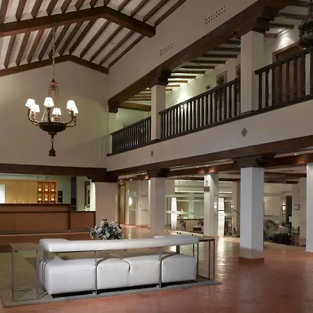 Hotel De 4*