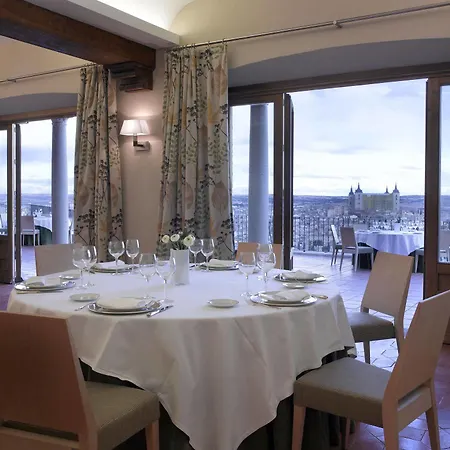 Hotel De 4*